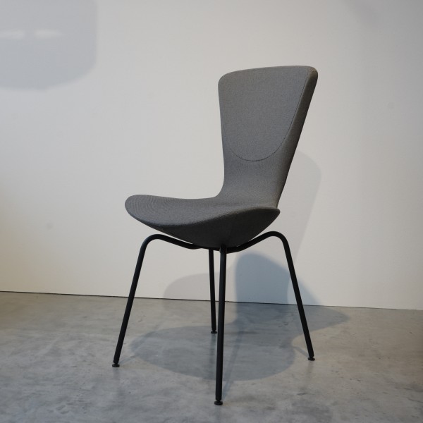 Designer Stuhl Invite, Metall, schwarz matt