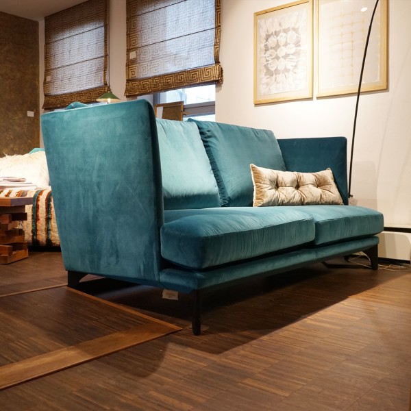 Designer Sofa von Bielefelder Werkstätten aus dem Möbelhaus Chemnitz, Tuffner Möbelgalerie